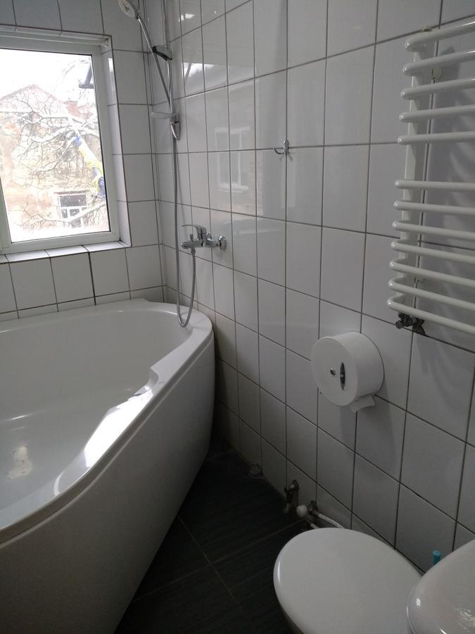 Ferienwohnung Shevchenka 19 Iwano-Frankiwsk Exterior foto